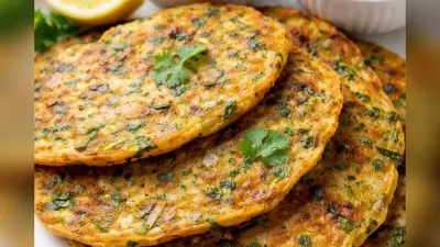 Pyaz Saag Chilla: सर्दियों में पकौड़े से हटकर ट्राई करें प्याज साग का चीला, हरी चटनी या सब्जी के साथ करें सर्व