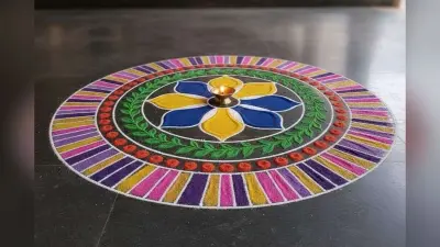 Simple Makar Sankranti Rangoli: मकर संक्रांति पर घर के आंगन को सजाने के लिए बेस्ट है ये डिजाइन, बनाएं कम समय में शानदार रंगोली