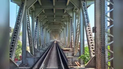Bridge In Bihar: बिहार के इस नए रेलखंड पर बनेगा हाई लेबल ब्रिज, इन 3 जिलों को होगा बड़ा फायदा