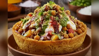 Basket Chaat Recipe: शाम के नाश्ते में चटपटा खाने का करे दिल, तो ट्राई करें बास्केट चाट