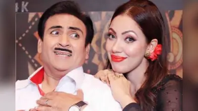 Taarak Mehta Ka Ooltah Chashmah: ‘जेठा जी’ के साथ ऑन-स्क्रीन केमिस्ट्री पर बबीता ने तोड़ी चुप्पी, बोलीं- बहुत कम्फर्टेबल हूं