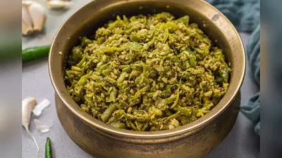 Thecha Recipe: हरी मिर्च और लहसुन से बनाएं तीखा महाराष्ट्रीयन ठेचा, स्वाद ऐसा कि खाना दोगुना हो जाए