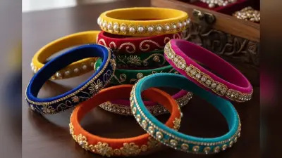 Trending Velvet Bangles Designs: ट्रेंडिंग वेलवेट चूड़ियों से बढ़ाएं हाथों की खूबसूरती, घूर-घूर कर देखेंगे लोग