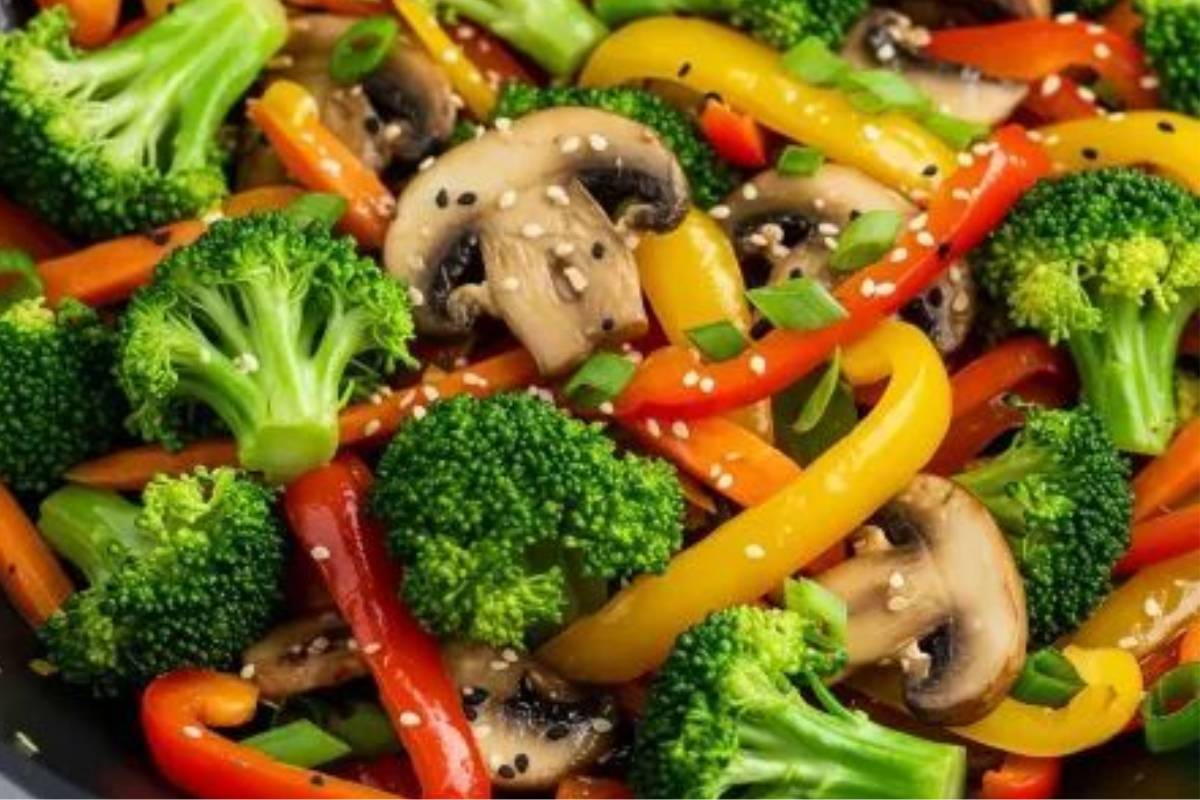 Broccoli Stir Fry Recipe: नोट करें ब्रोकली स्टर फ्राई बनाने की आसान रेसिपी