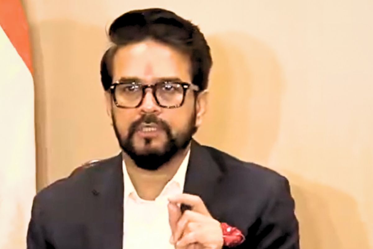 अनुराग ठाकुर पर 9 साल पुराना बैन हटा, सुप्रीम कोर्ट ने BCCI में वापसी की दी मंजूरी