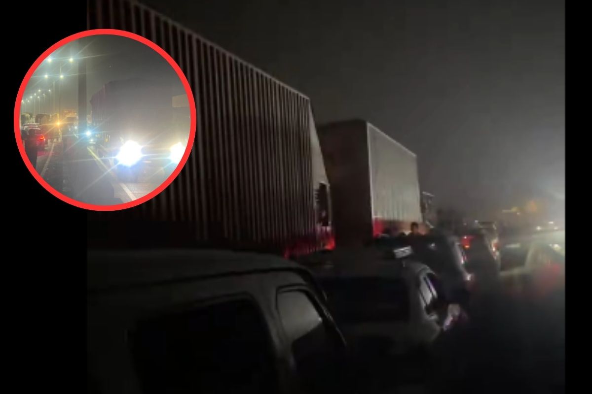 Mumbai-Pune Expressway : गैस टैंकर पलटने से लगा घंटों जाम, शौचालय के लिए भटकते रहे लोग