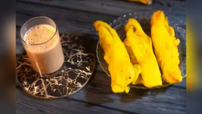 चाय की चुस्की के साथ लें केला बज्जी का मजा, नोट करें रेसिपी