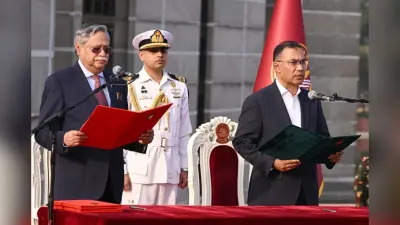 बांग्लादेश में ‘शैडो कैबिनेट’ की तैयारी, क्या ब्रिटेन वाले फॉर्मूले में फंसेंगे तारिक रहमान?