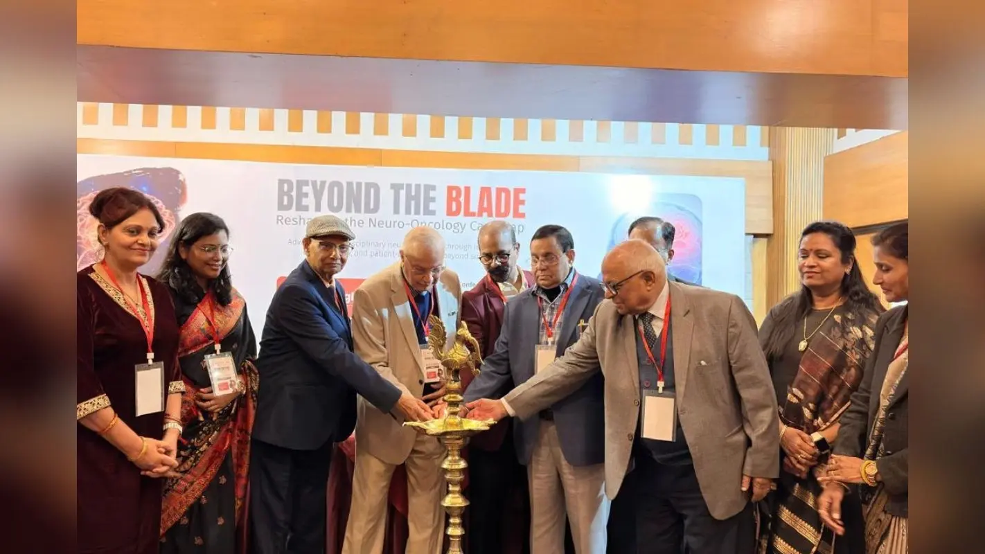 बियोन्ड द ब्लेड सम्मेलन में न्यूरो ऑन्कोलॉजी के आधुनिक इलाज पर मंथन, डॉक्टरों ने टारगेटेड थैरेपी को पारंपरिक कीमोथेरेपी से बताया बेहतर