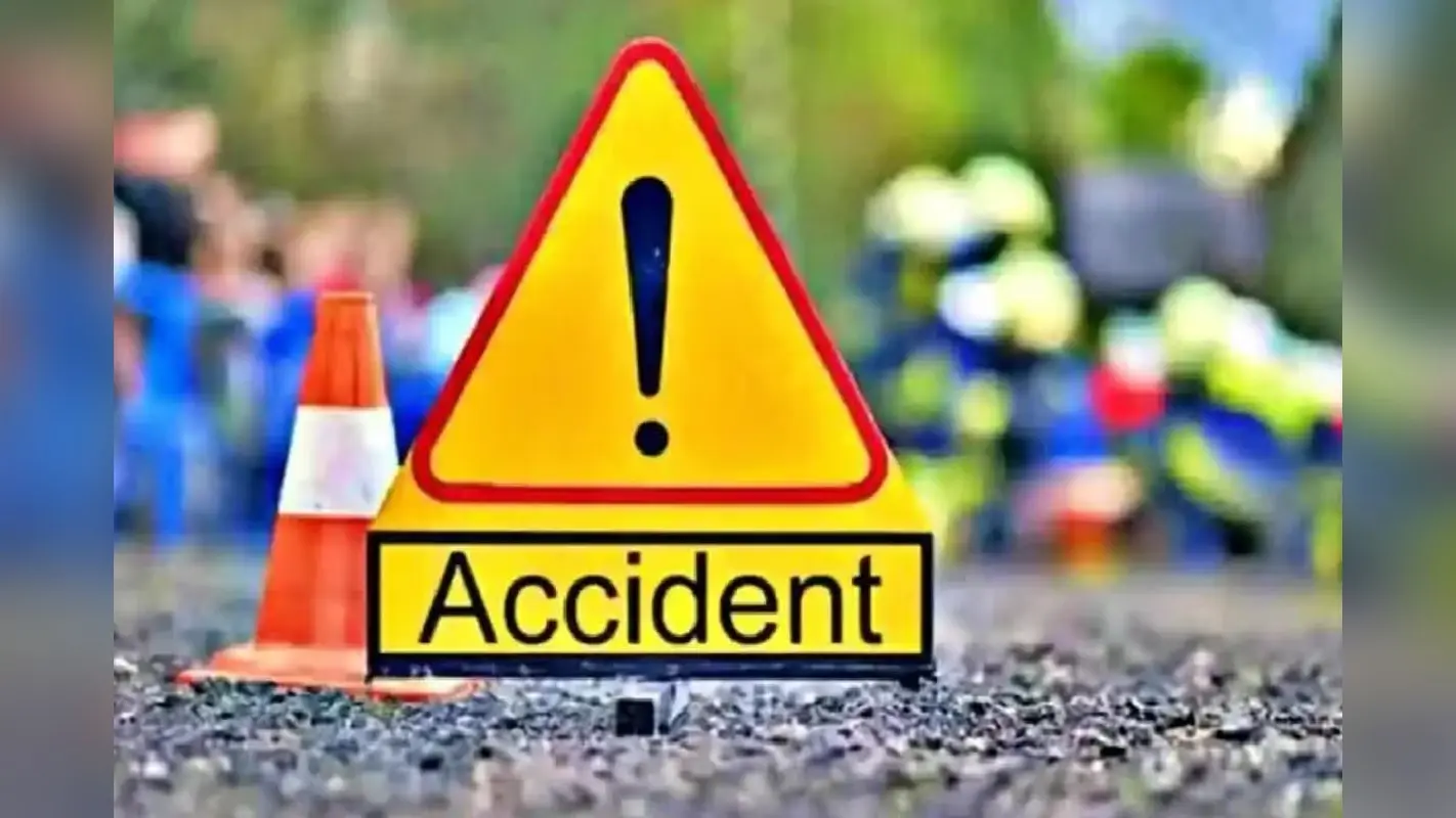 बिहार में मैट्रिक एग्जाम देने जा रही प्रेग्नेंट महिला को ट्रक ने रौंदा, इससे पहले दो लड़कियों ने किया सुसाइड