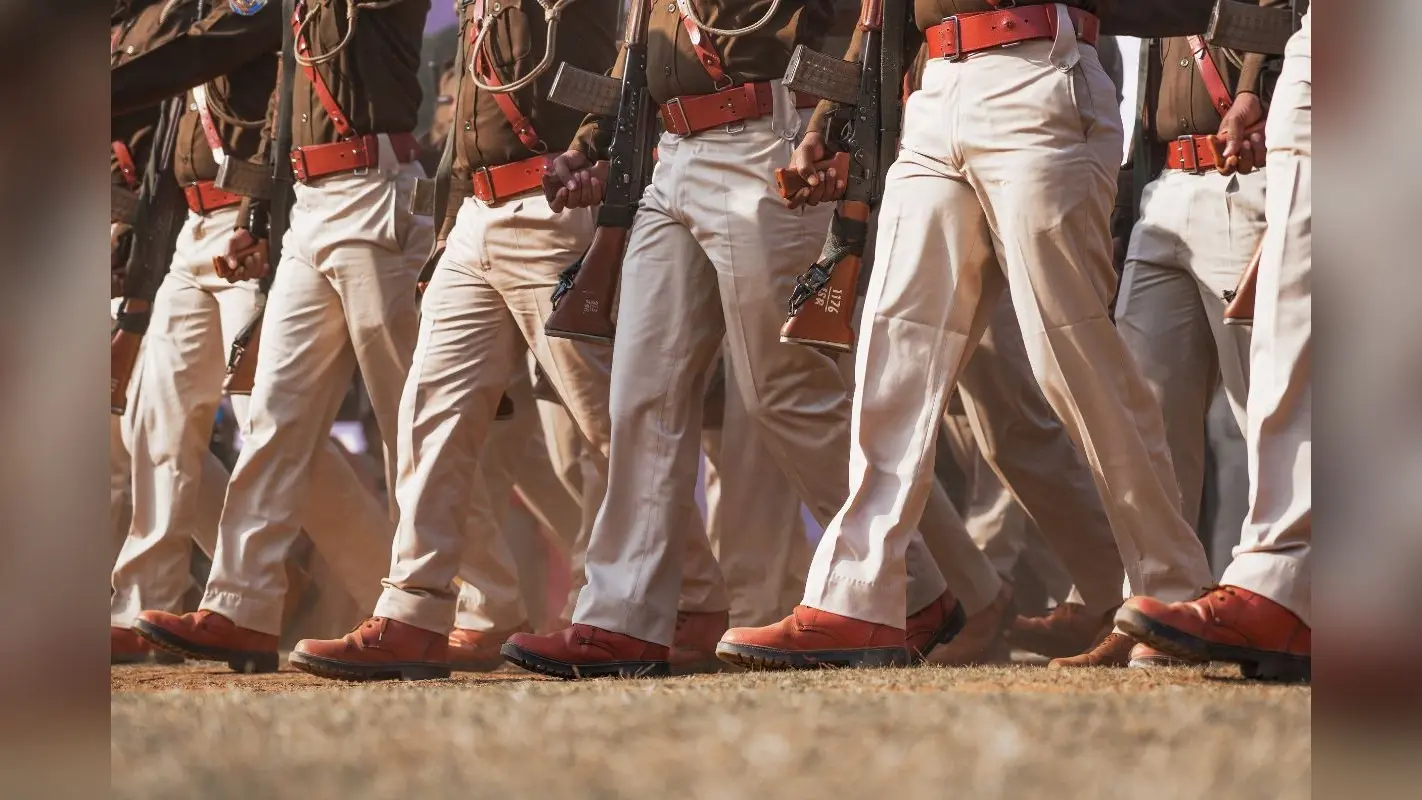 बिहार पुलिस में असिस्टेंट सब इंस्पेक्टर की वैकेंसी, जानें कहां और कैसे करें अप्लाई