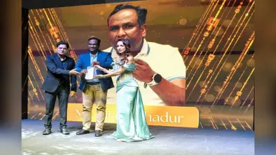 Brilliance Award 2026: प्रभात खबर के वीपी विजय बहादुर को ऑनरेरी ब्रिलियंस अवॉर्ड, मलाइका अरोड़ा ने दिया सम्मान