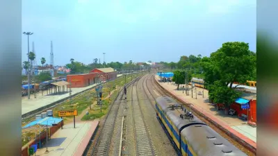 बक्सर रेलवे स्टेशन को मिलेगा एयरपोर्ट जैसा लुक, 130 करोड़ रुपए का मिला गिफ्ट