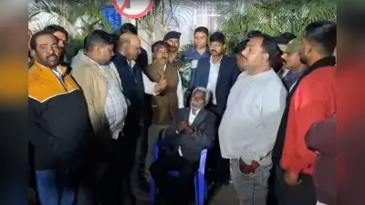 टीएमएच में क्षत्रिय संघ के अध्यक्ष संतोष सिंह का निधन, इलाज में देरी का आरोप, धरने पर बैठे पूर्व सीएम चंपई सोरेन