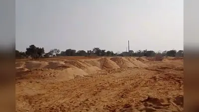 चांडिल का तीन चेकनाका बना हाथी का दांत, शाम होते ही बालू का अवैध खेल शुरू