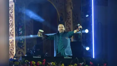 इटखोरी महोत्सव 2026: कैलाश खेर के सुरों में डूबा चतरा, आज भोजपुरी स्टार कल्पना पटवारी मचाएंगी धमाल