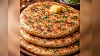पिज्जा छोड़ें, कॉर्न और चीज से तैयार करें ये मजेदार पराठा
