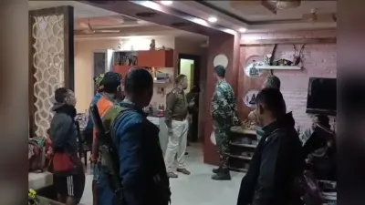 दुकान से लौटे और लगा ली फांसी: धनबाद के व्यवसायी फाल्गुनी मुखर्जी की मौत, पत्नी ने शव छूने तक से किया इनकार