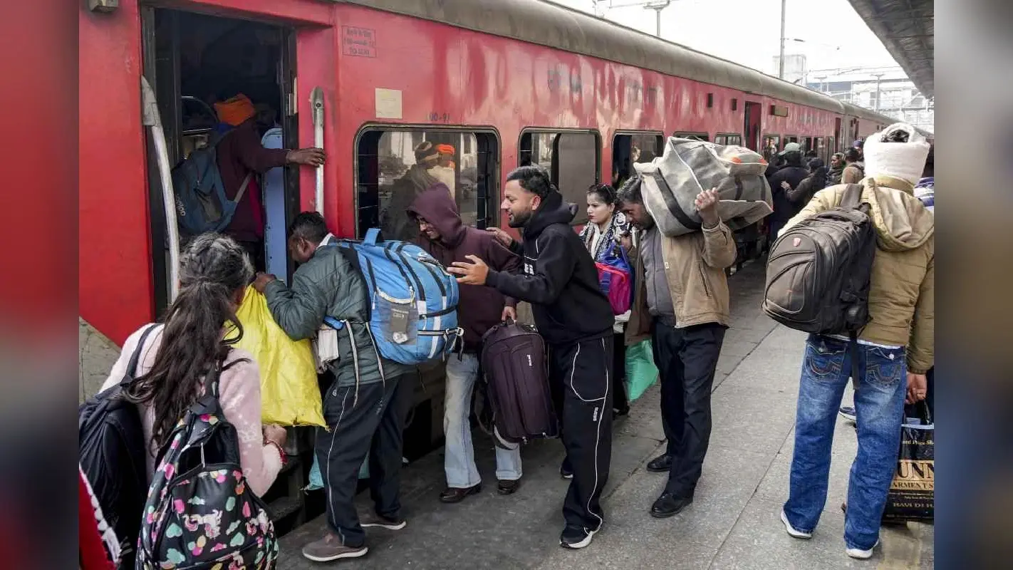 क्या दिल्ली-पुणे के बीच सीधी ट्रेन चलेगी? संसद में उठी मांग