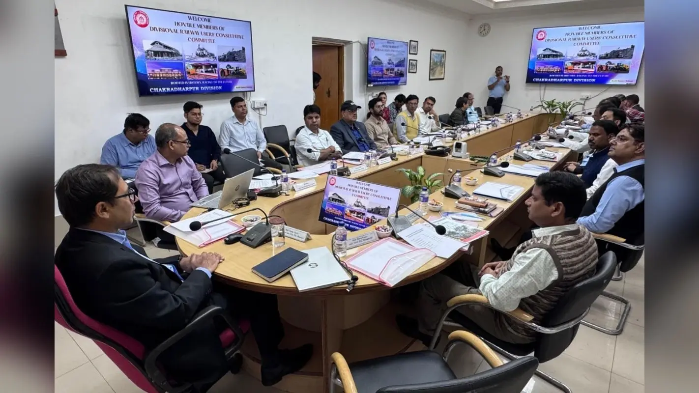 ट्रेनों की लेटलतीफी से यात्री परेशान, डीआरयूसीसी की बैठक में उठा मुद्दा