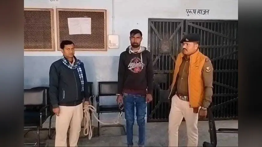11 वर्षों से फरार अभियुक्त बरौनी से गिरफ्तार