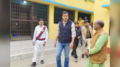 डीएम ने प्रखंड में अधिकारी संग बैठक कर फार्मर रजिस्ट्रेशन की समीक्षा की