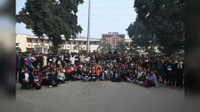 Dhanbad News: ग्रीन मैराथन में एक साथ 800 छात्रों ने लगायी दौड़