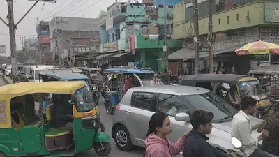 इंटर परीक्षार्थियों से शहर में मची आपाधापी, लगता रहा दिन भर जाम