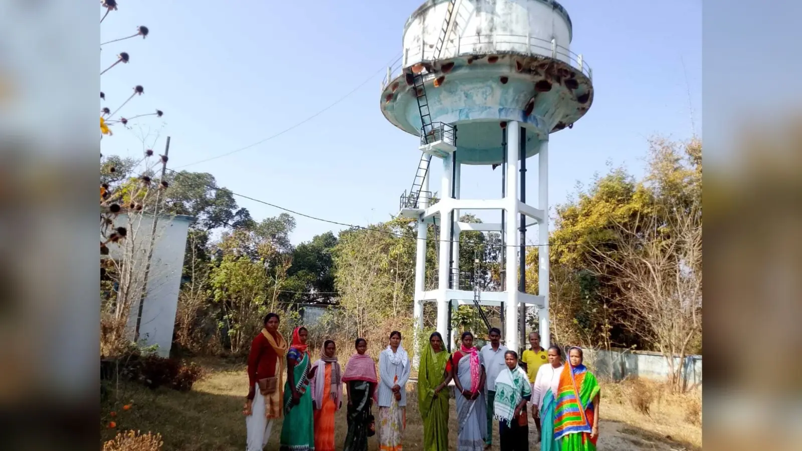 ट्रांसफॉर्मर खराब होने के कारण छह माह से बंद है जलापूर्ति