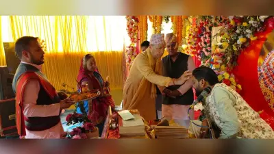 श्रीमद्भागवत कथा में उमड़े श्रद्धालु