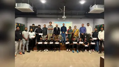 Jharkhand basket player cash reward : झारखंड बास्केटबॉल टीम के खिलाड़ियों को मिले दो लाख रुपये