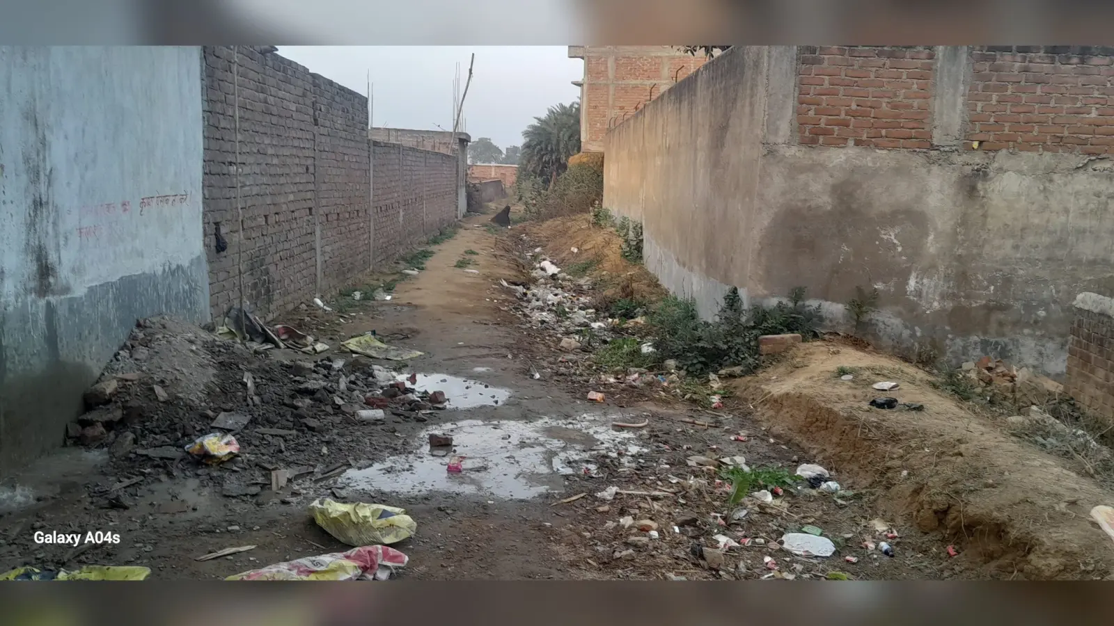 सिंचाई डांड़ पर अतिक्रमण से हो हजार एकड़ खेत रह गये प्यासे