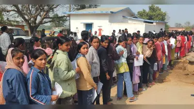 कटोरिया के तीन परीक्षा केंद्रों पर 11 परीक्षार्थी रहे अनुपस्थित