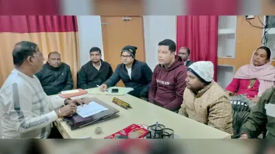 आवास कर्मियों के साथ बीडीओ ने की बैठक, दिये आवश्यक निर्देश