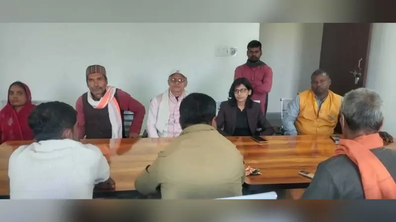 लोक अदालत को लेकर लोगों को किया जागरूक