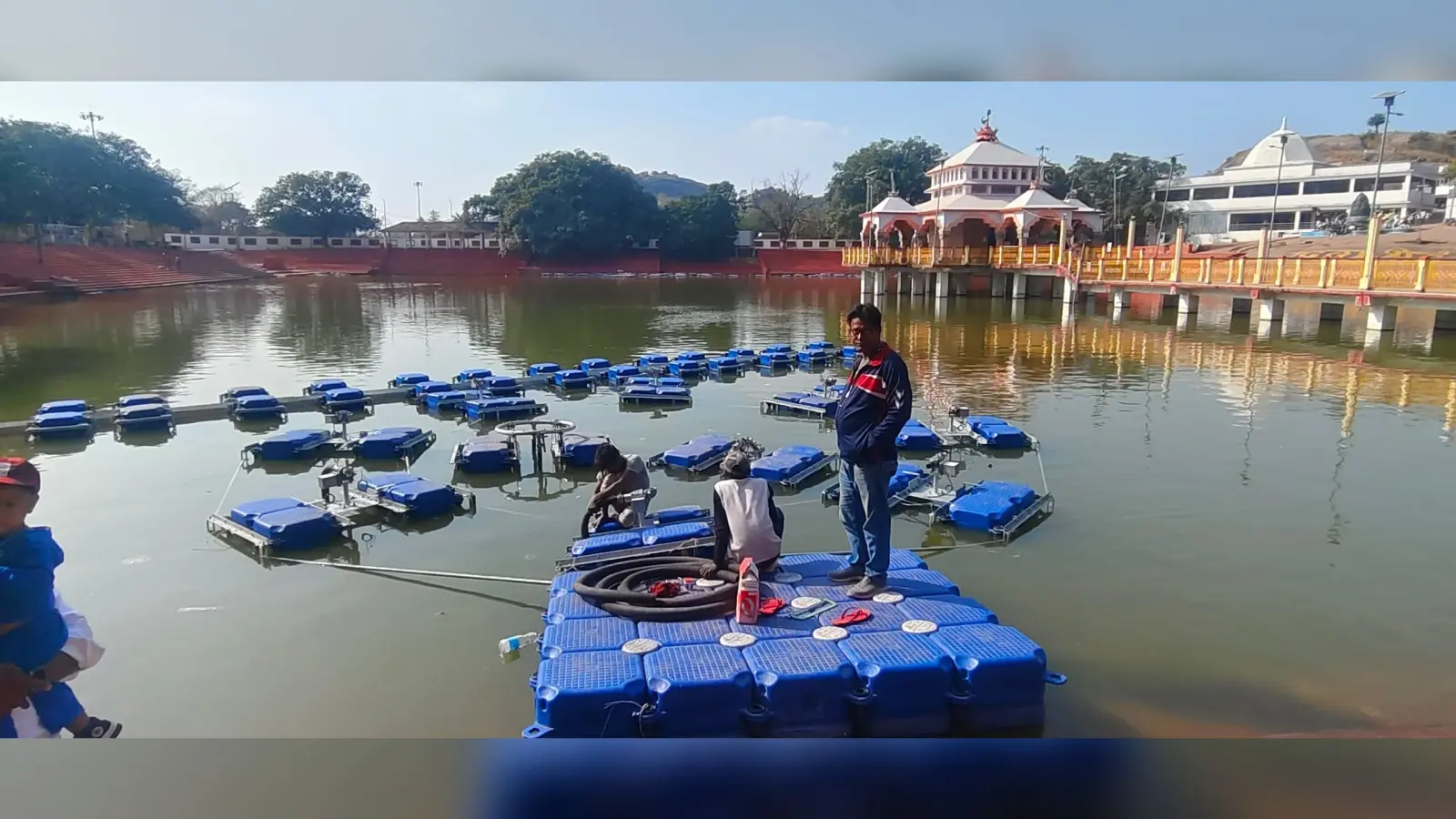 आठ करोड़ की योजना, चार माह की सुस्ती : पापहारिणी सरोवर में लेजर-लाइट एंड साउंड शो बना फाइलों का शो