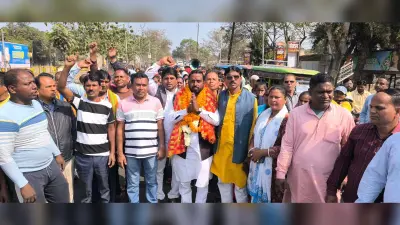 Giridih News :नगर निगम चुनाव : मेयर पद के लिए 13 एवं वार्ड पार्षद पद के लिए 81 अभ्यर्थियों ने किया नामांकन
