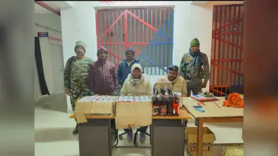 शराब के साथ दो धंधेबाज गिरफ्तार, बाइक जब्त