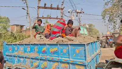 अवैध बालू खनन मामले में विभाग मौन, तटबंध पर बाढ़ का खतरा