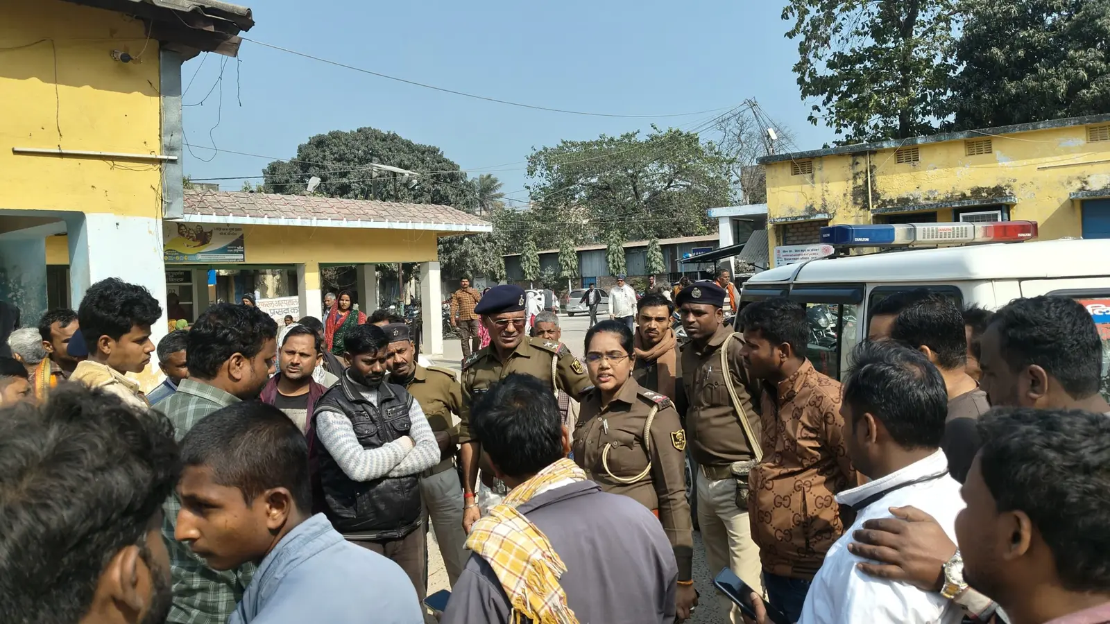 गैरेज से टेस्ट ड्राइव में निकला मिस्त्री, सड़क हादसे में मौत