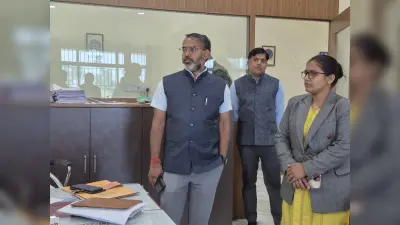 Giridih News :जिला प्रशासन की कार्यप्रणाली अधिक पारदर्शी व जनोन्मुखी बनाने पर जोर