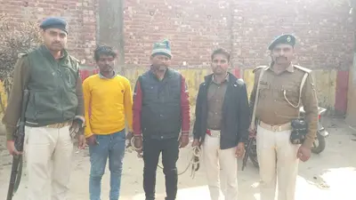 कबाड़ी दुकान से भारी मात्रा में चोरी की अवैध वाहन पार्ट्स व इलेक्ट्रॉनिक उपकरण बरामद