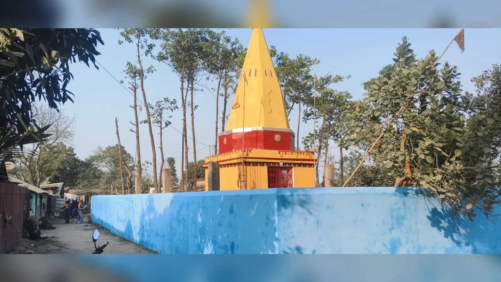 कोलासी शिव मंदिर का रंग-रोगन कार्य शुरू