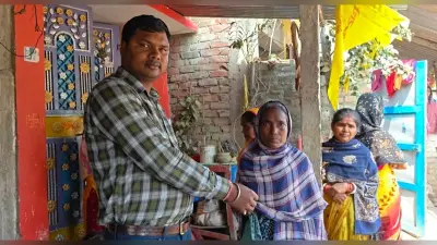 दिव्यांग की मौत पर परिजनों को दी आर्थिक मदद