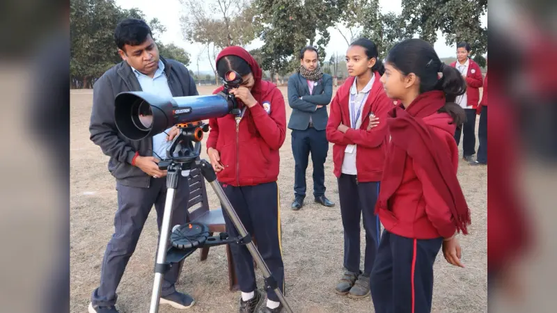 विद्यार्थियों को खगोल विज्ञान की मिली जानकारी