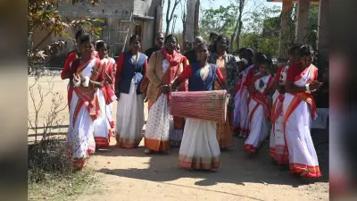 स्वदेशी वेशभूषा, भ्रमण, भजन, भवन व भोजन अपनाने का आह्वान