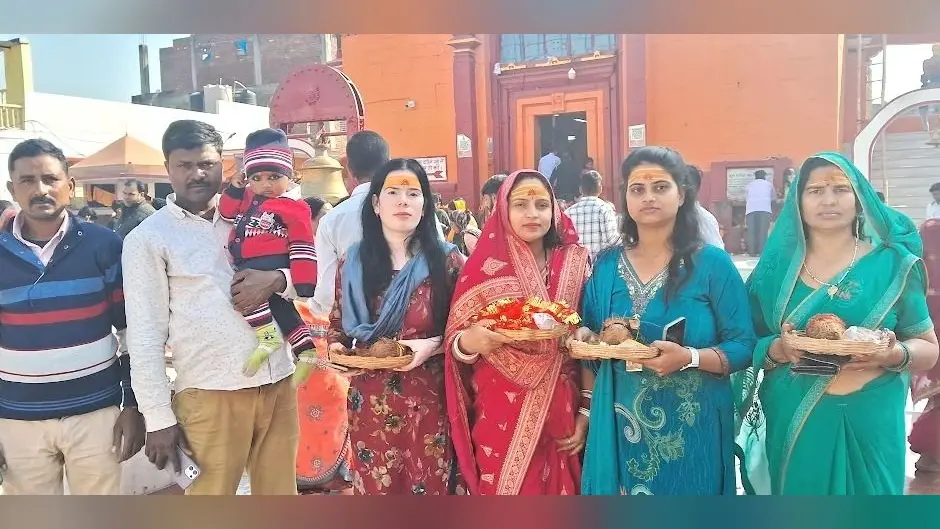 हजारों श्रद्धालुओं ने पूजा कर मांगा आशीर्वाद