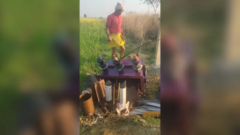 दीवाने गांव के बधार में ट्रांसफाॅर्मर खोलकर सामान की चोरी