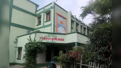 फॉर्मर रजिस्ट्री के पेच में उलझे किसान, दफ्तरों में कामकाज प्रभावित