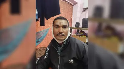 युवक पर चाकू व लाठी से हमला, 11 हजार रुपये व दस्तावेज लूटे